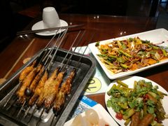 -老兰家传统烧烤炒菜泡馍(小南门店)