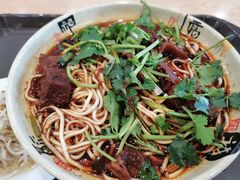 牛肉拉面-华中科技大学百景园(三楼酒店)