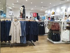 -优衣库(东莞汇一城店)