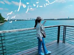 -郑东新区龙湖公共艺术中心