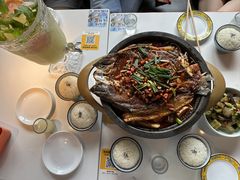 -鸣记脆皮烤鱼·海鲜烤鱼(三八广场店)