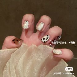 -妙睫屋日式美甲美睫