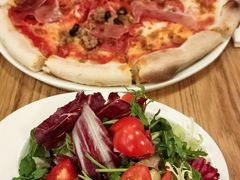 -城市大道红炉披萨烘焙坊