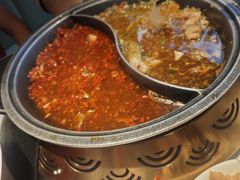 -阿瓦山寨·湘菜现炒·剁椒鱼头王(咸阳总店)