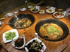 -咱屯子铁锅炖直营店(南湖大路店)