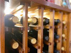 -蓝菲1819进口红酒庄(中环财富广场店)