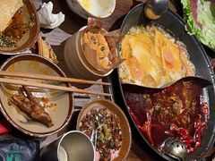 -萍姐火锅·公路夜市(武汉首店)