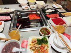 -海底捞火锅(高新万达店)