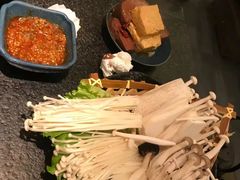 -湊湊火锅·茶憩(打浦桥日月光店)