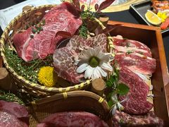 -山川小町·极番烧肉(新地假日广场店)