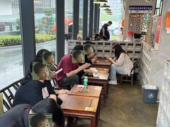 -方铲铲·成都板凳面(滨江银泰店)