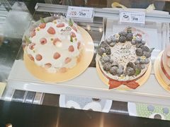 -花花卷卷·鲜食蛋糕(静安久光百货店)