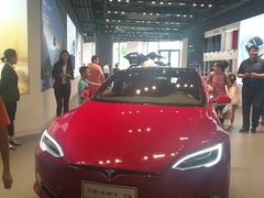 -TESLA 特斯拉(上海太古汇体验店)