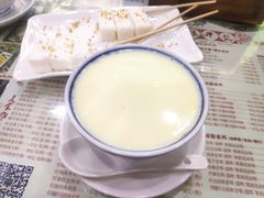 -周大娘牛乳(旧寨古村总店)
