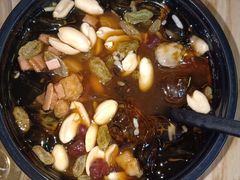 -蜜蜂小象·榴莲千层蛋糕(时代汇11栋店)