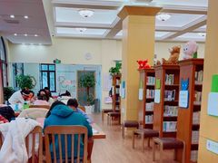-静安区少年儿童图书馆(康定东路)