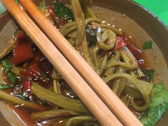 贡菜-周幺妹重庆老火锅(银泰城总店)