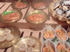 -梨花甄选自助烤肉(小寨原力场店)