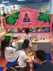 -莫莉幻想儿童乐园(三河燕郊永旺店)