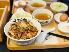 -熊吞·大碗丼烧肉饭(济宁万达广场店)