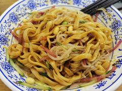 老北京炸酱面-门框胡同百年卤煮(新街口店)