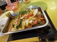 -覃记海鲜美食餐厅