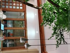 -蜜桃餐厅·伴山(湖滨商业街店)