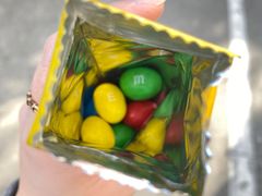 -全家便利店(江湾镇站店)