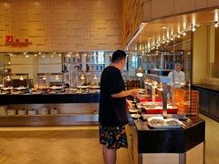 -亚龙湾希尔顿自助餐厅·海鲜·烧烤·沙滩BBQ·现场乐队