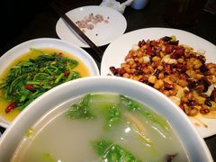 -万重锦·人文川菜馆(骡马市店)