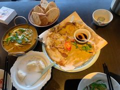 -大头虾越式风味餐厅(光明广场店)