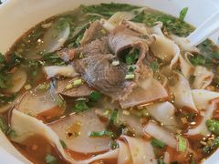 經典牛肉麵-夏雪花·手工拉面(南油店)