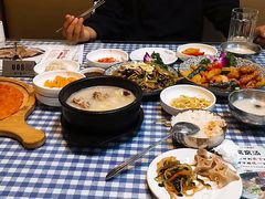 -益百岁牛尾汤(香山路店)