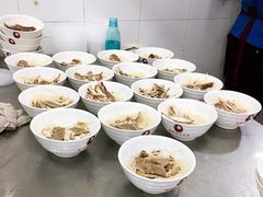 -郝刚刚羊杂割(柳巷店)