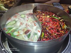 -乐山串串香老火锅(鼓楼店)