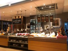 自助取餐区-视界美食自助餐厅·石家庄希尔顿酒店