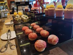 -大中华希尔顿酒店-念自助餐·嗨啤·小龙虾
