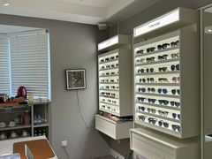 -目艮眼镜SHOWROOM(品牌集合店)