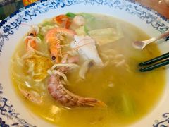 -霆记海鲜·只为这碗面(滨江店)