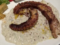 -Efes Turkish & Mediterranean Cuisine 艾菲斯餐厅(陆家嘴店)