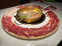 -牛人日志·鲜牛肉骨汤火锅(万科里瑧店)