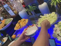 -亚龙湾希尔顿自助餐厅·海鲜·烧烤·沙滩BBQ·现场乐队
