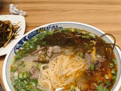 -西部马华清真兰州牛肉面·烧烤夜市(三里河店)