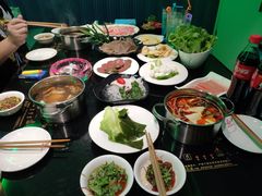 -唯爱KTV聚会餐厅(仙林东城汇店)