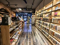 -晓风书屋(大学路店)