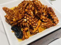 -梅飞酒家(名辉豪庭店)