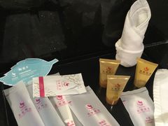 -圆子酒店(南宁金湖广场地铁站店)