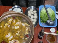 连州果园鸡-威邵鸡煲(西华路总店)
