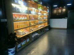 -佳百利宠物(荣乐中路115弄小区店)