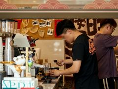 -Reset Coffee 与海咖啡